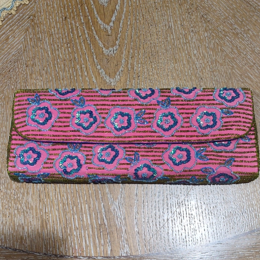 Elegant Pink Floral Clutch